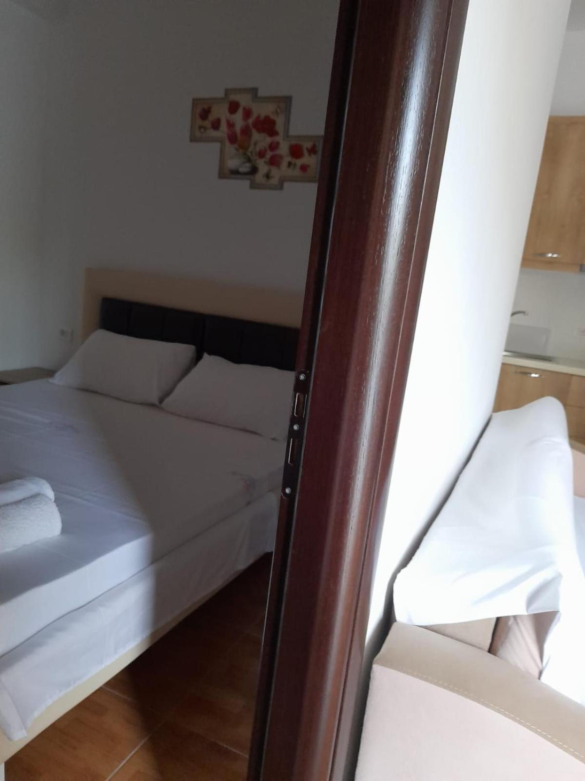 Guesthouse Noan&Yliona Ksamil Bilik gambar